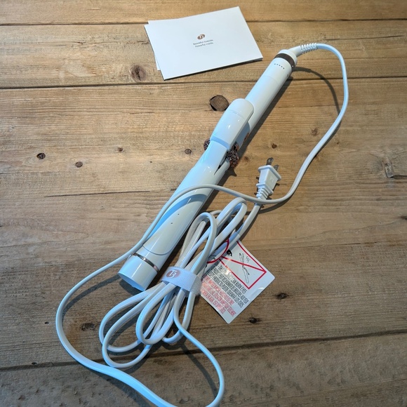 T3 Micro Hair Curling Iron - Picture 4 of 8